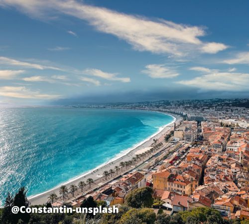 Vue aérienne de Nice depuis la Coline du Château