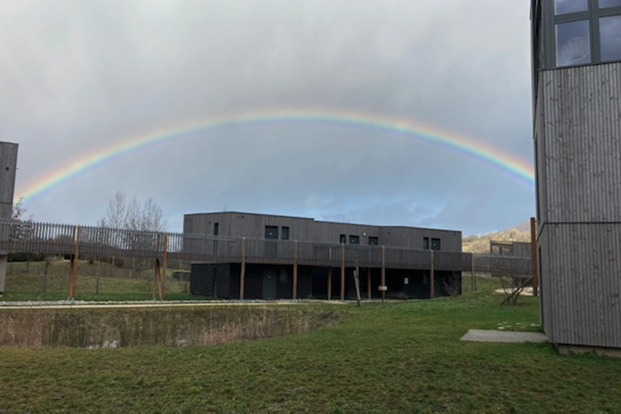 Arc-en-ciel à la Résidence Le Village des oiseaux