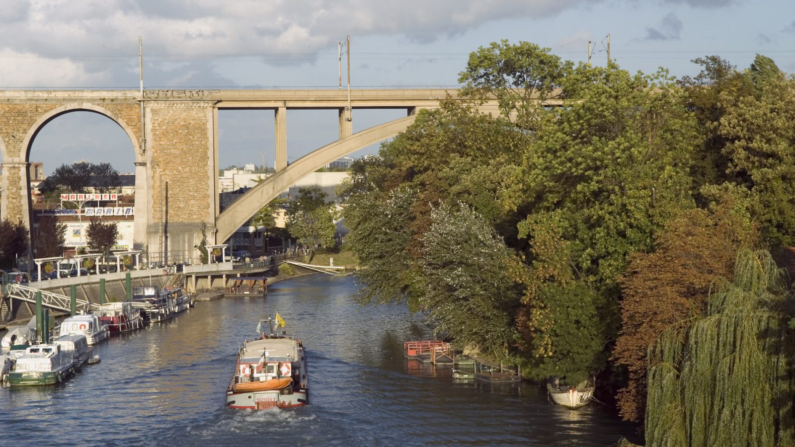 Péniches de Nogent-sur-Marne (94)