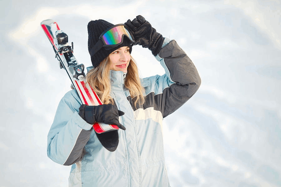 Femme au ski
