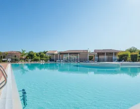 Piscine Les Demeures du Ventoux