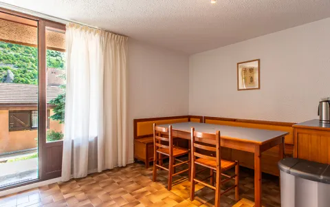 Résidence Les Gorges Rouges à Guillaumes - appartement 4P7