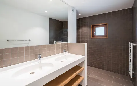 Résidence Les Écrins d'Auris à Auris en Oisans - 2 pièces cabine 6 personnes