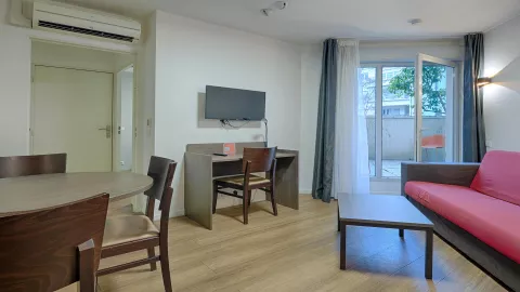 Apparthotel Paris Quai de Marne Vacancéole Vue 2P4 séjour
