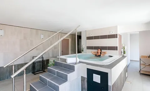 Résidence de vacances - Domaine de la Corniche - Bain à remous