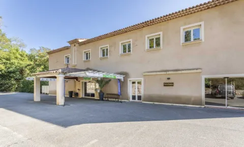 Résidence Vacancéole le domaine de Camiole Pays de Fayence