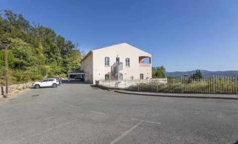 Résidence Vacancéole le domaine de Camiole Pays de Fayence