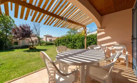 Résidence Vacancéole Port Minervois logement à Homps
