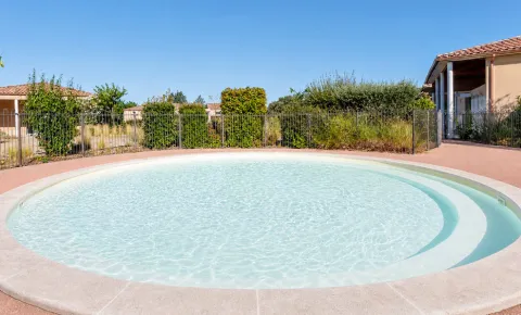 Piscine pour enfants Les Demeures du Ventoux