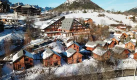 Résidence Les Gentianes à Gresse en Vercors - vue extérieure hiver