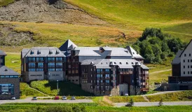 Résidence Privilège à Peyragudes - extérieur été