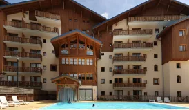 Résidence La Turra à Valfréjus - Piscine