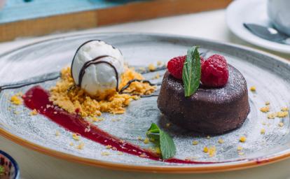 Top 5 des restaurants à Doucy-Valmorel, dessert chocolat et glace vanille