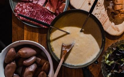 Top 5 des restaurants à Auris-en-Oisans, spécialités montagnardes